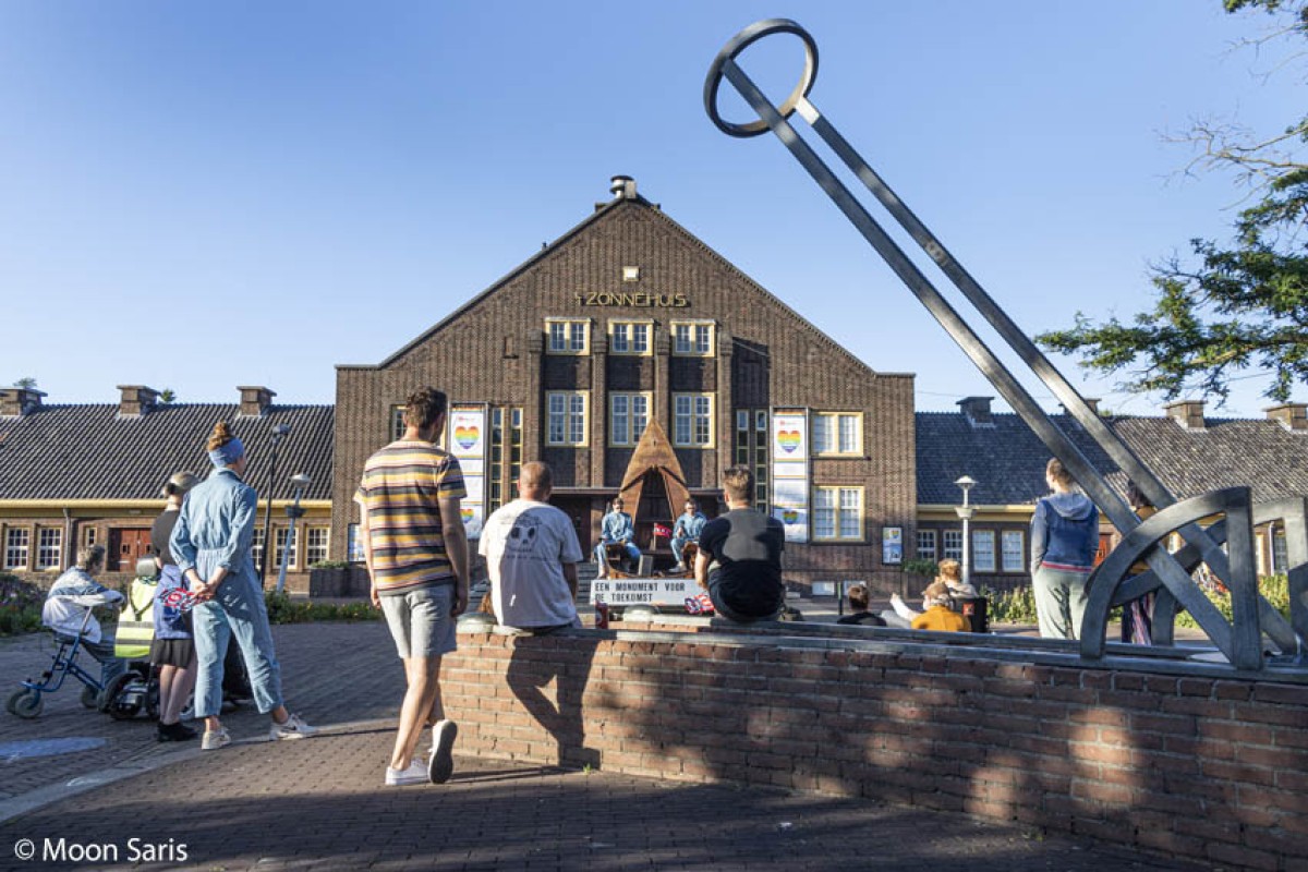 Twee verschillende generaties geven hun stem aan de toekomst van Amsterdam-Noord